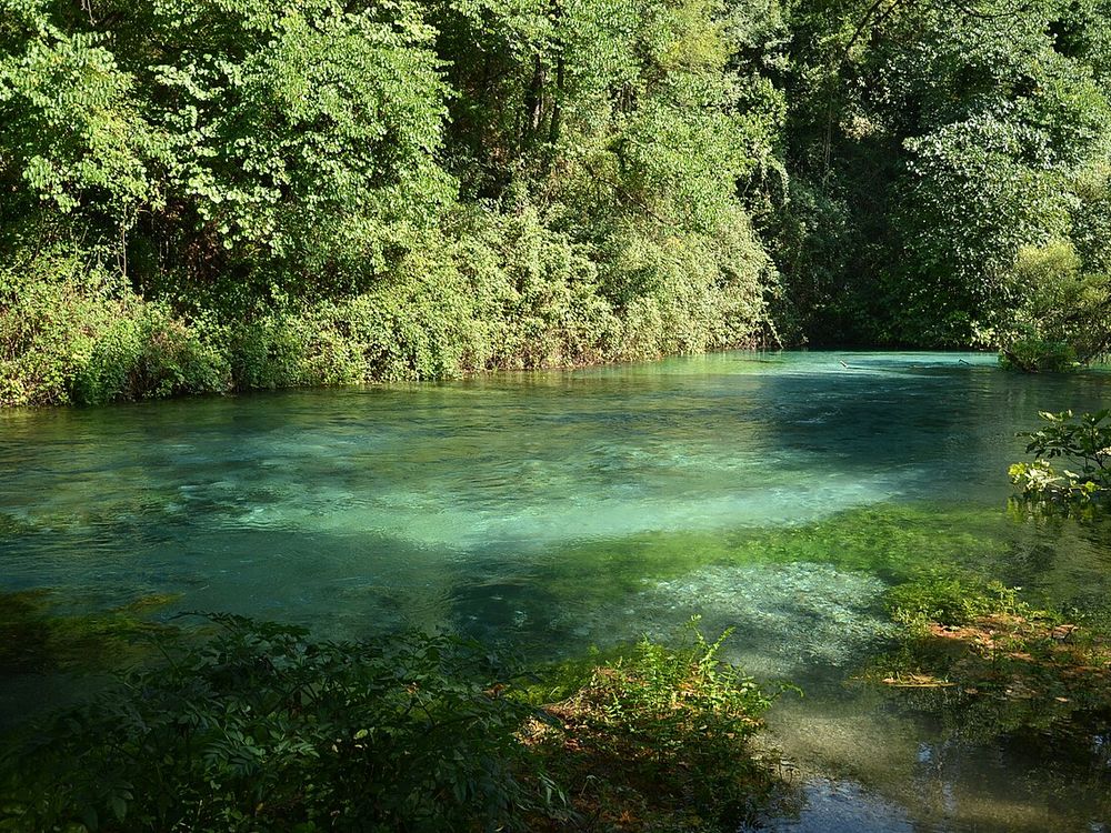 L'Occhio Blu, Tra Saranda e Argirocastro