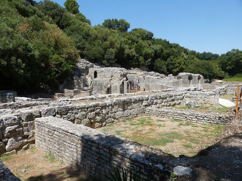 Butrinto, Vicino a Saranda