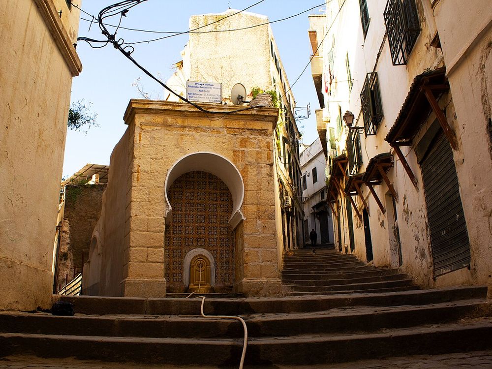 A Casbá de Argel, Argel