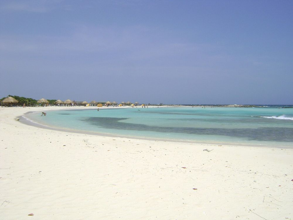 Baby Beach, Ponta sudeste, perto de San Nicolas