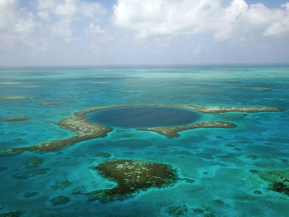 El Gran Agujero Azul, Lighthouse Reef