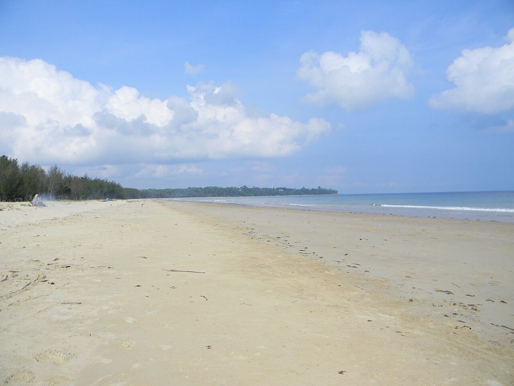 Muara Beach, Muara, ten noorden van de hoofdstad
