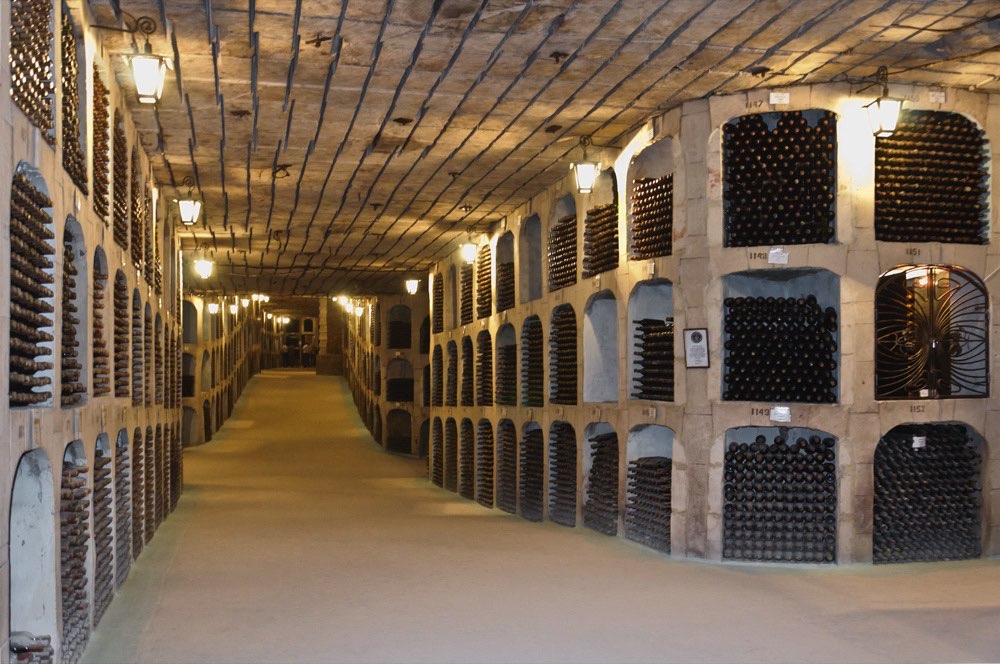 The Mileștii Mici and Cricova wine cellars, A short trip out of the city