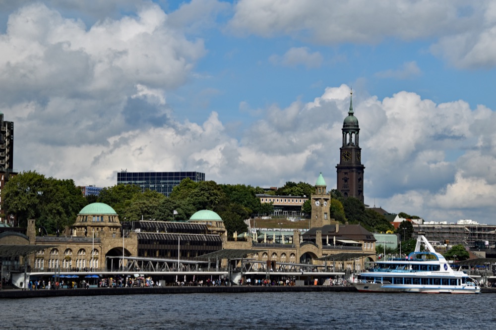The Landungsbrücken and the harbour, St. Pauli