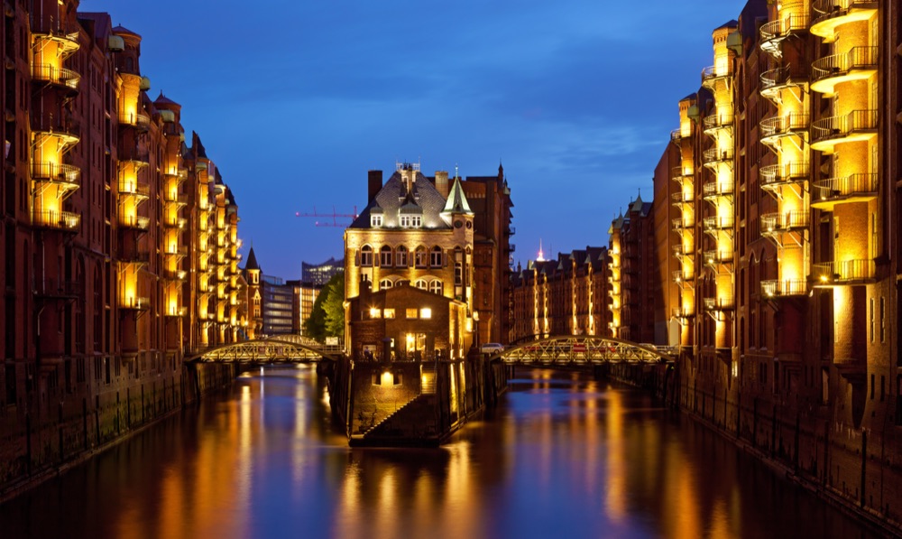 The Speicherstadt, Between the old town and HafenCity