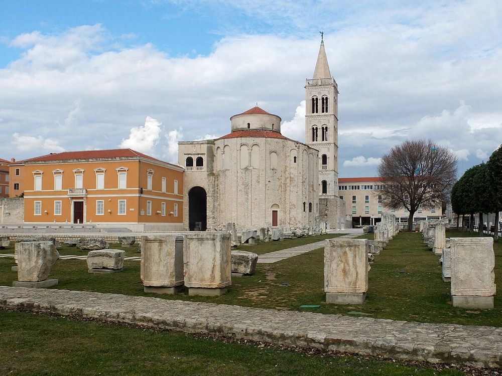 Il foro romano e San Donato, Zara