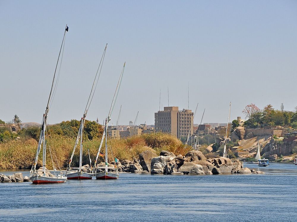 Un creuer pel Nil fins a Assuan, De Luxor a Assuan