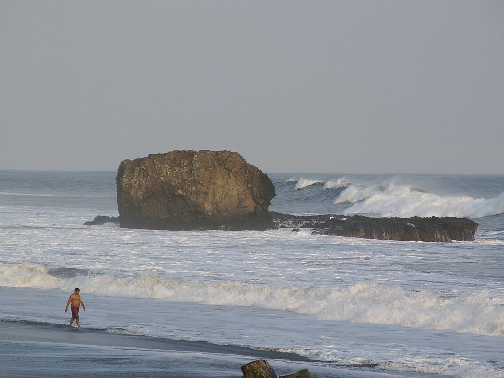 El Tunco and El Zonte, La Libertad coast