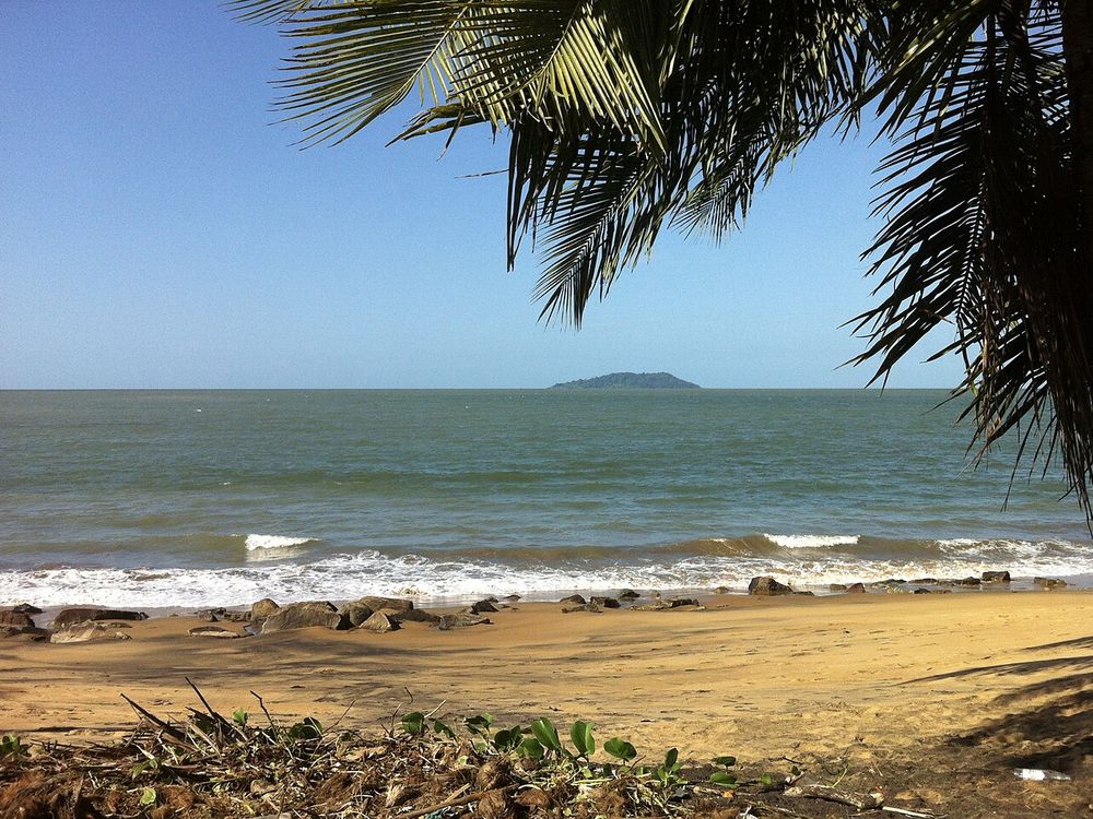 Les plages de Rémire-Montjoly, Près de Cayenne