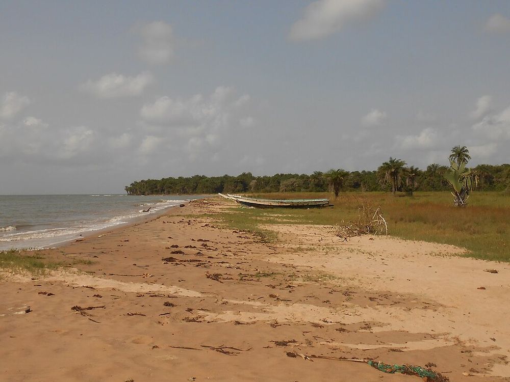 La spiaggia di Varela, Vicino al confine con il Senegal