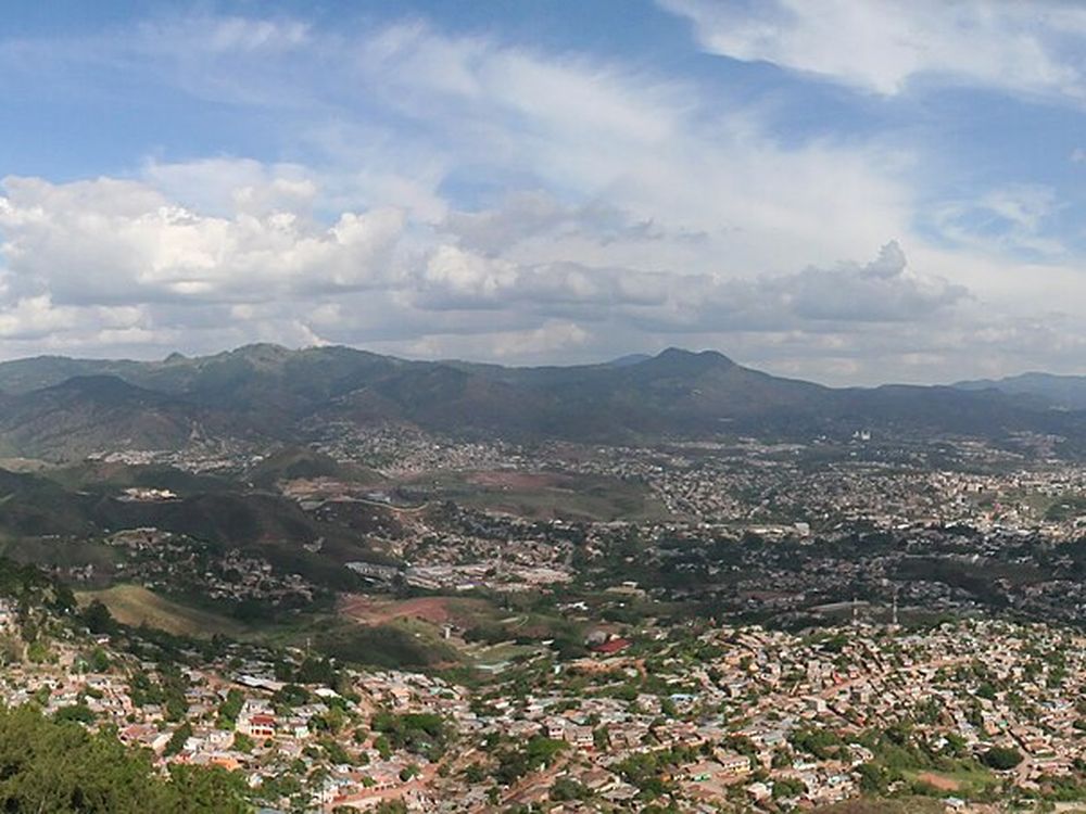 Tegucigalpa desde los cerros, Tegucigalpa
