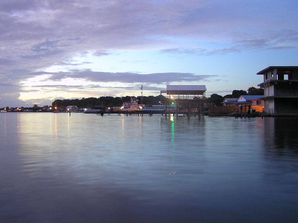 El pueblo de Utila, Utila, Islas de la Bahía