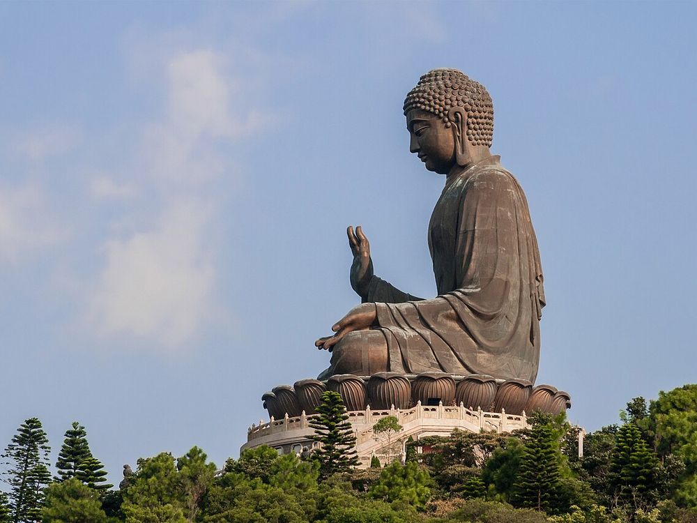 Il Tian Tan Buddha e il monastero Po Lin, Ngong Ping, isola di Lantau