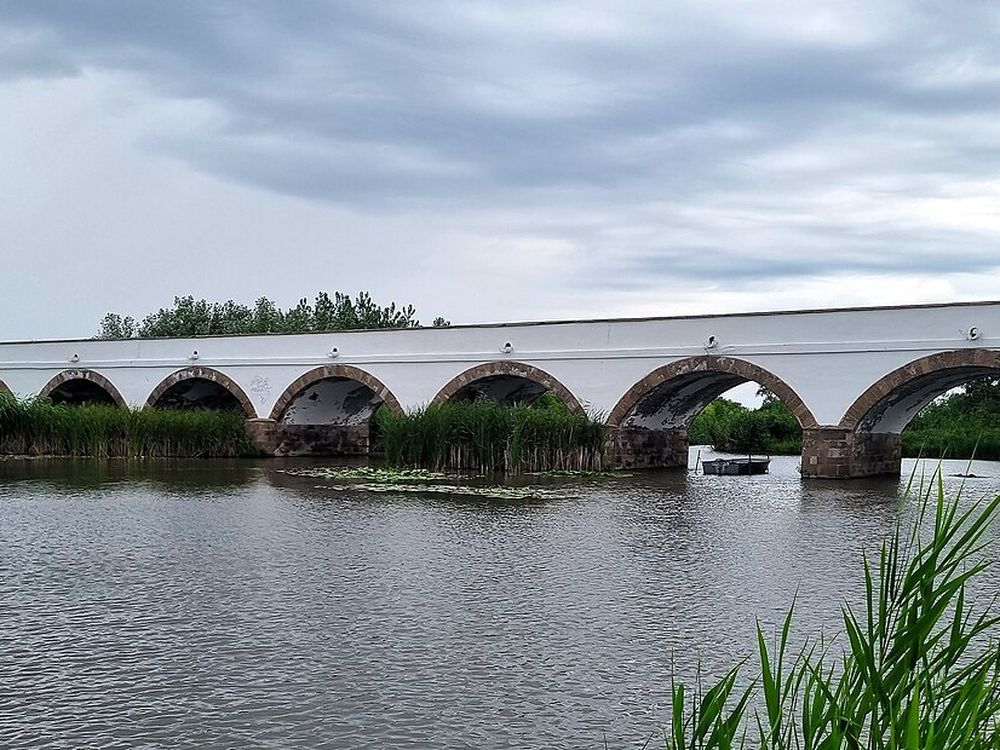 A Ponte dos Nove Arcos, Parque Nacional de Hortobágy
