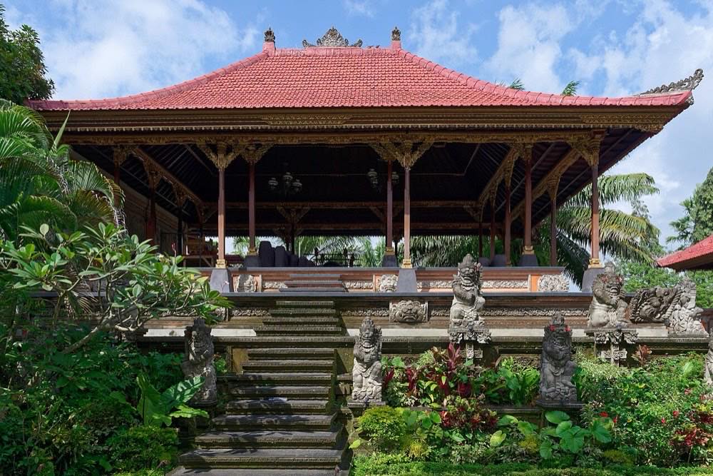 Ubud Palace, central Ubud, opposite the market