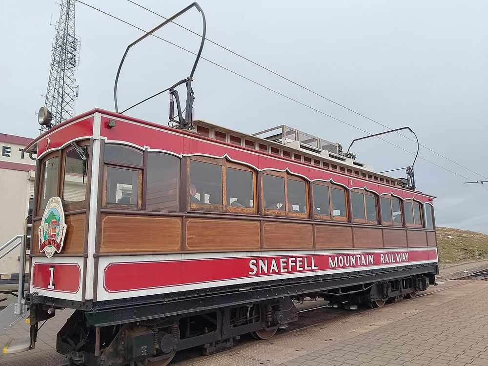 La cima del Snaefell, Snaefell, por encima de Laxey