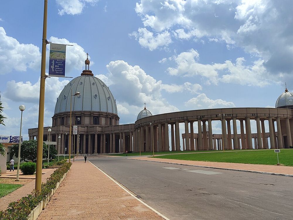 A Basílica de Nossa Senhora da Paz, Yamoussoukro