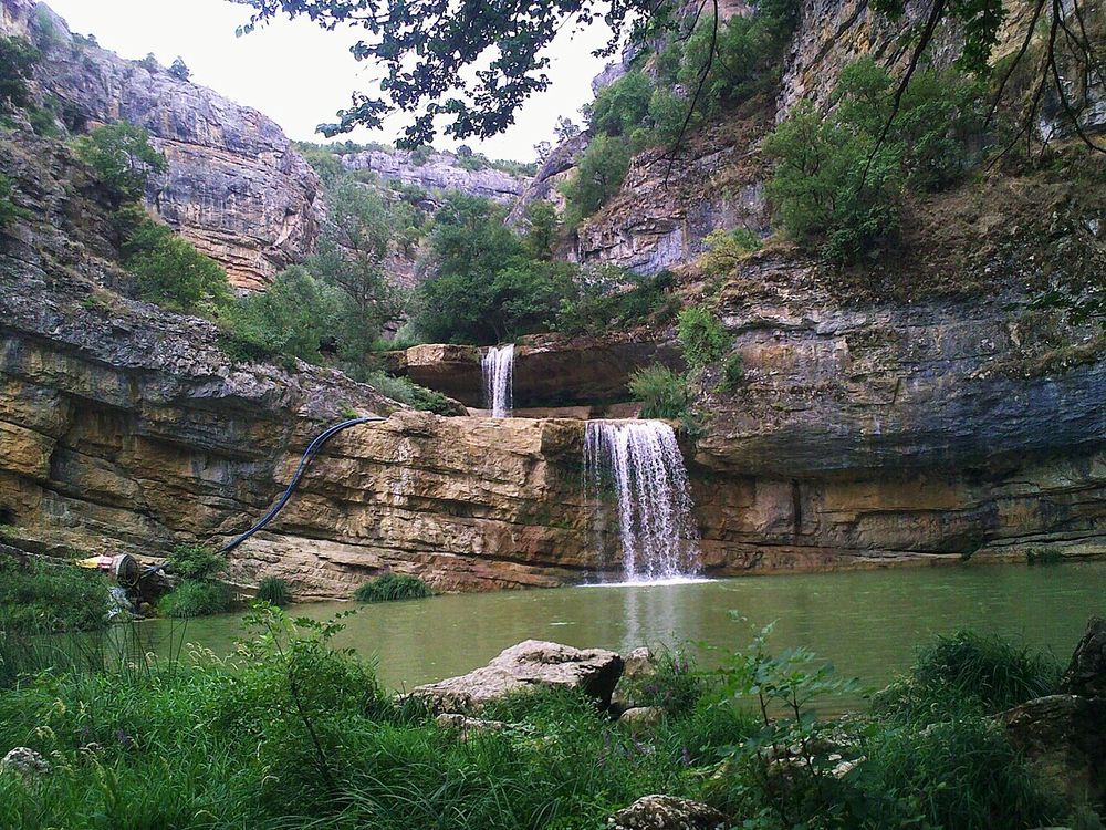 Le cascate di Mirusha, Tra Klina e Malisheva