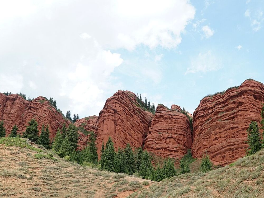 Las rocas de Jeti-Oguz, Cerca de Karakol
