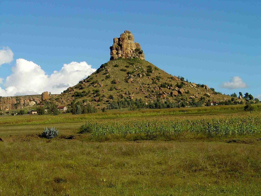 Thaba-Bosiu, Zo'n 25 km ten oosten van Maseru