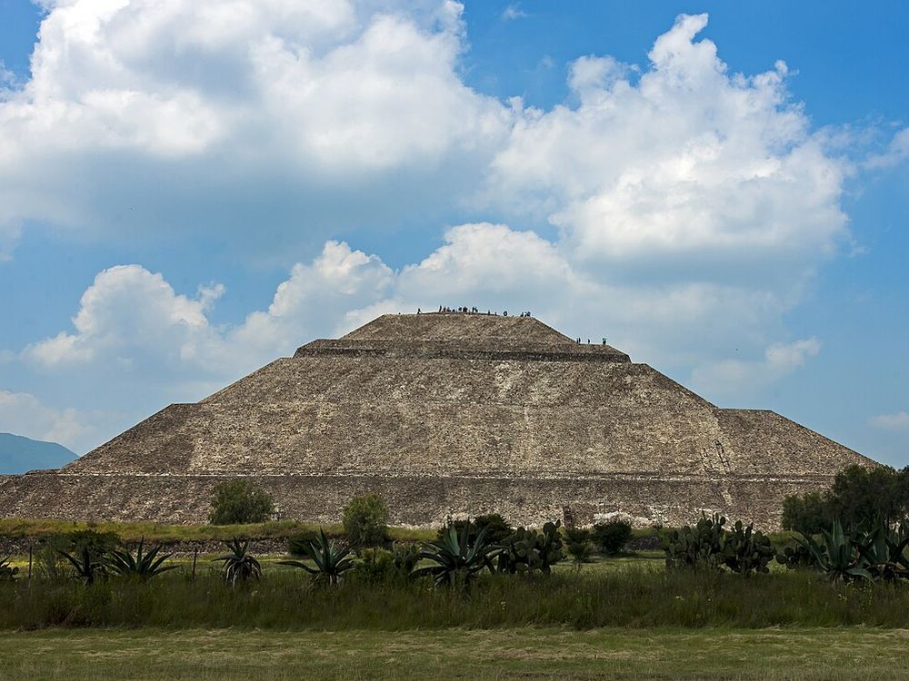 Teotihuacan, About an hour north
