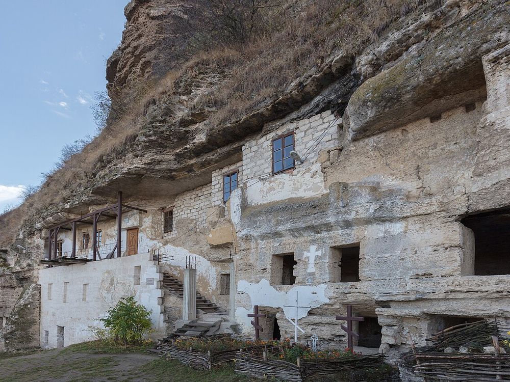Il monastero rupestre di Tipova, Tipova, distretto di Rezina