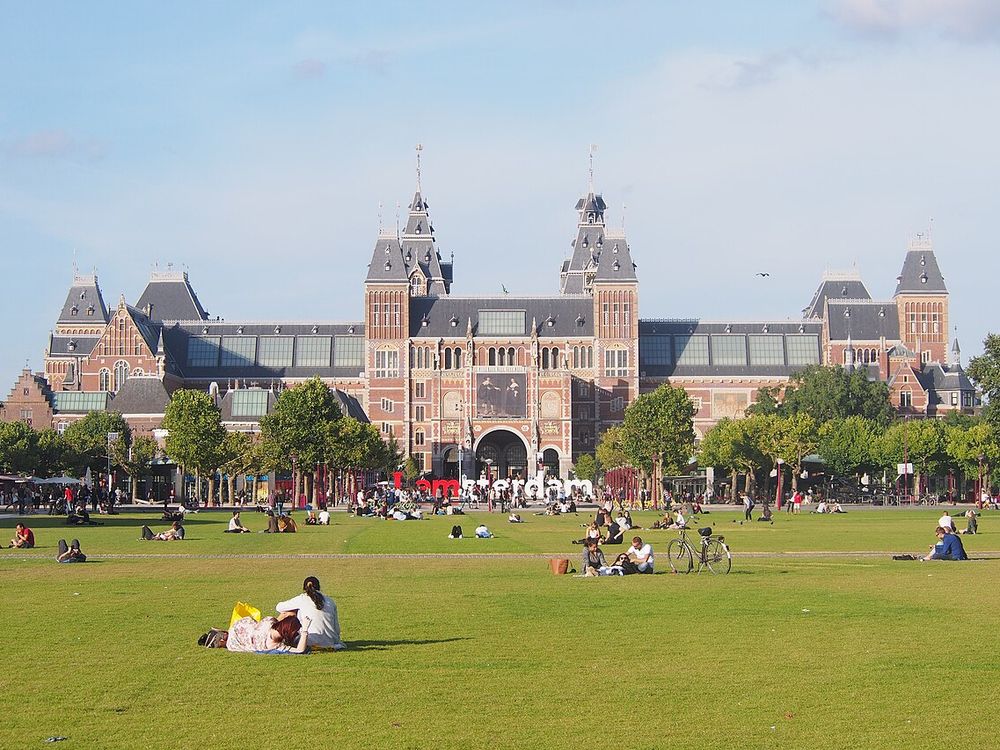 The Rijksmuseum, Museumplein