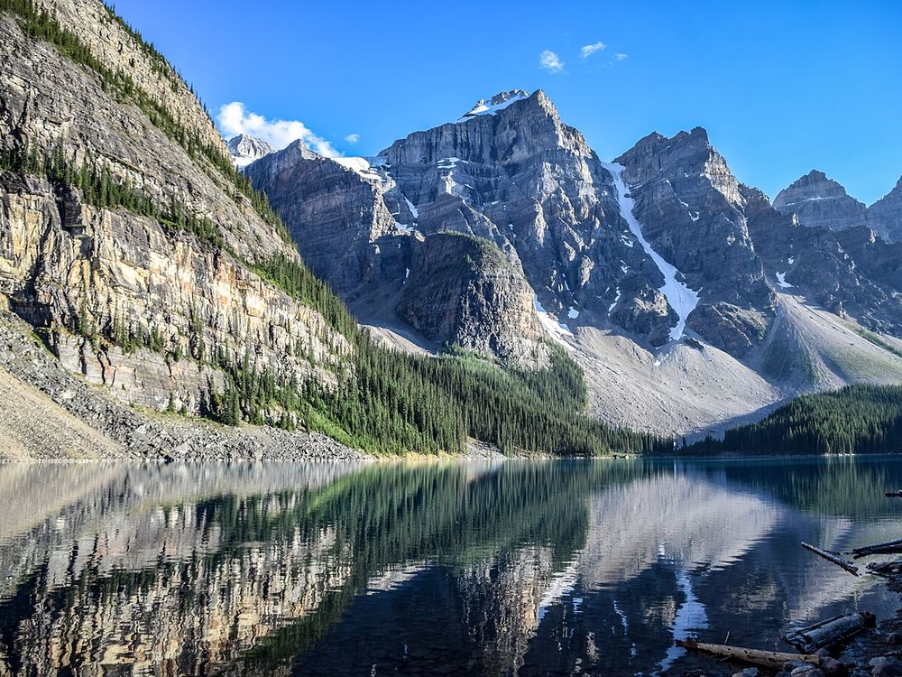 El lago Moraine, Parque Nacional de Banff, Alberta