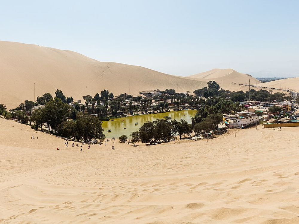 L'oasi de Huacachina, Prop d'Ica
