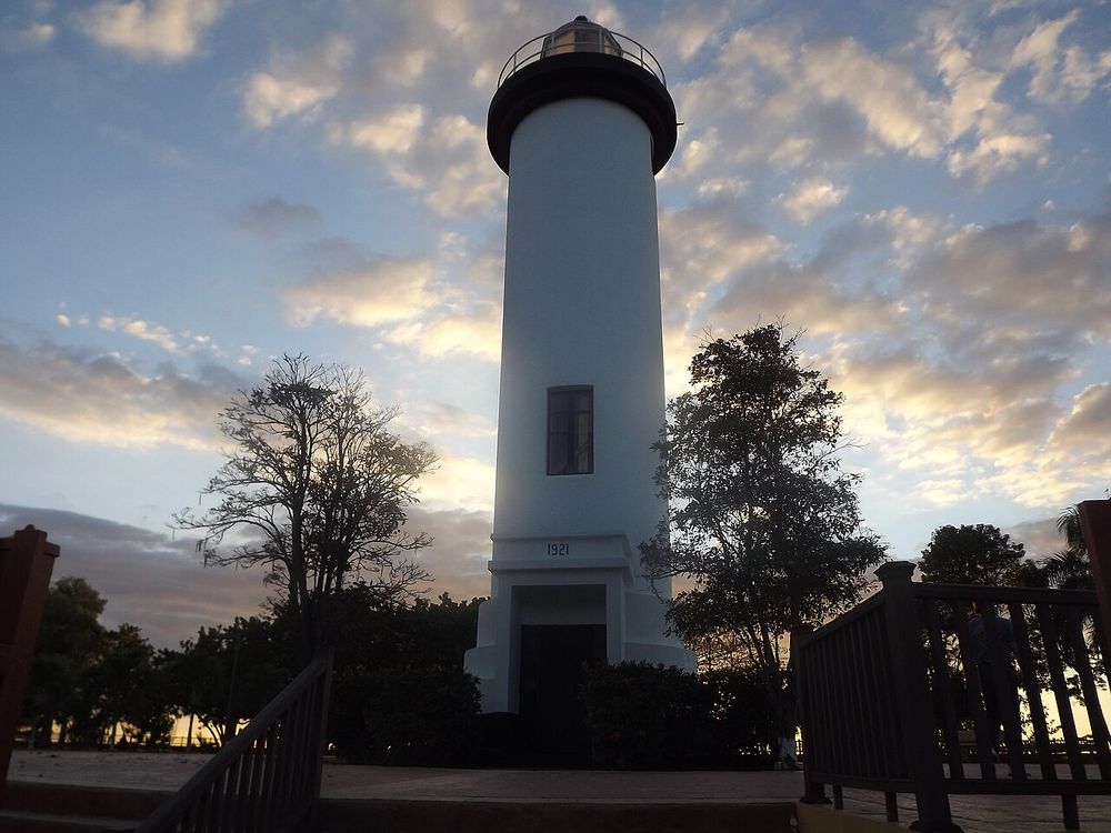 Rincón, Costa oeste