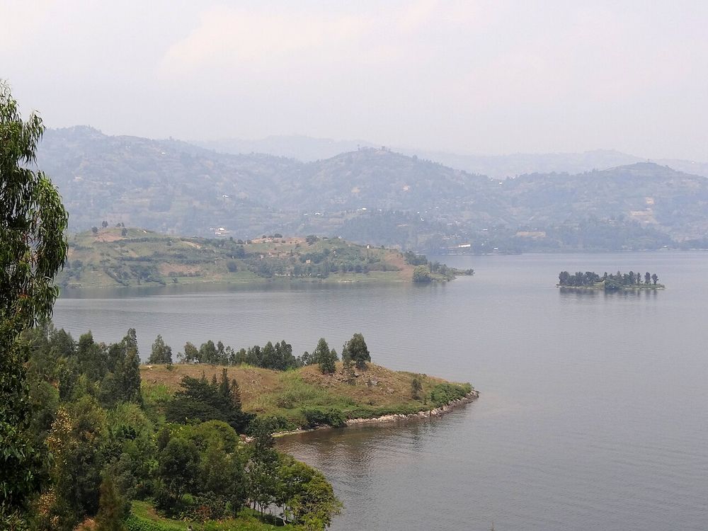 El lago Kivu en Rubavu, Rubavu (Gisenyi), oeste de Ruanda
