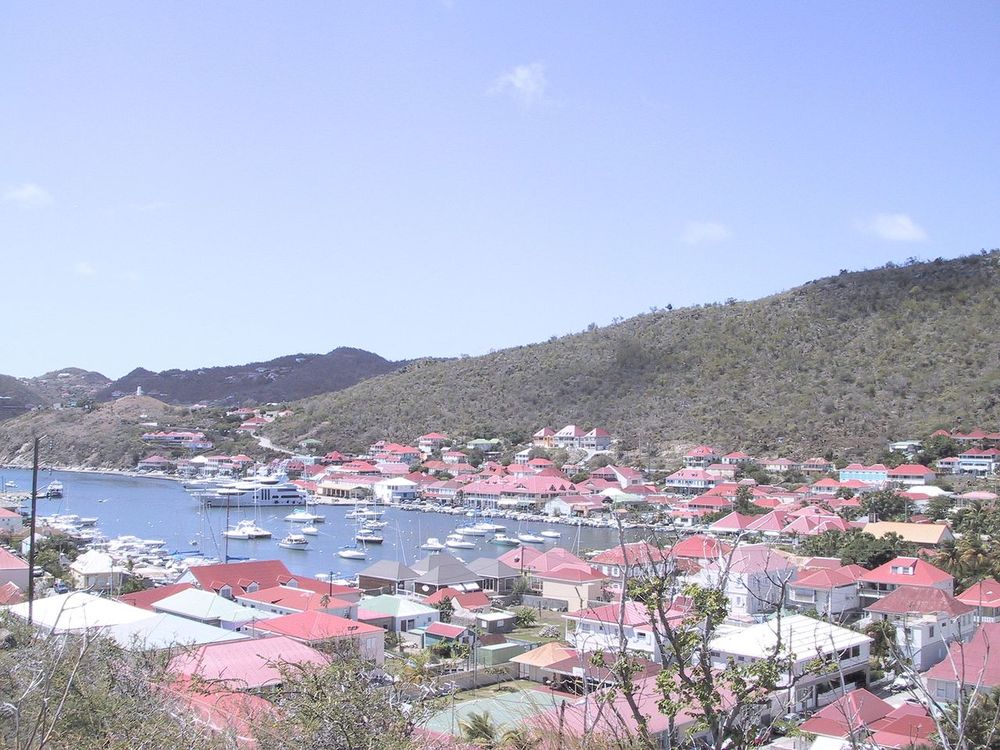 Gustavia, Il paese del porto