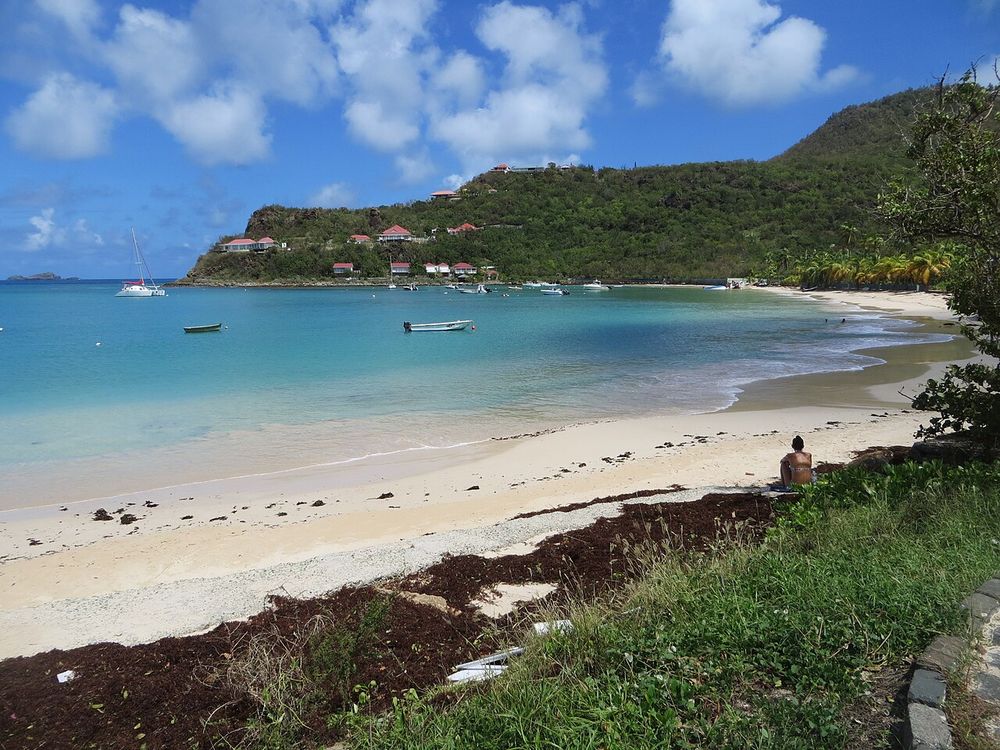 La baia di Saint-Jean, Saint-Jean