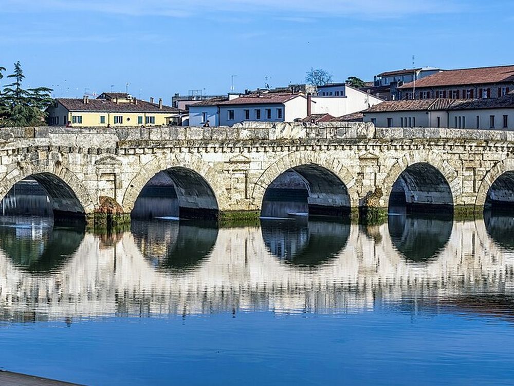 Ponte di Tiberio, Rimini, Italia