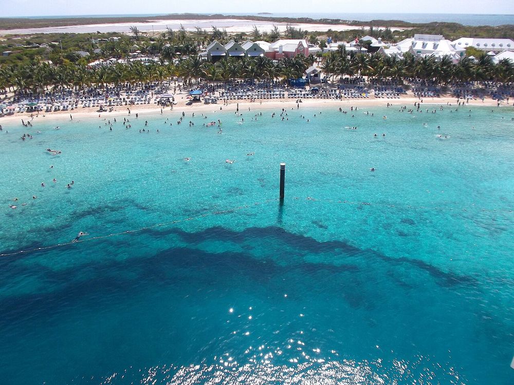 Grand Turk Cruise Center, A sud di Cockburn Town, Grand Turk