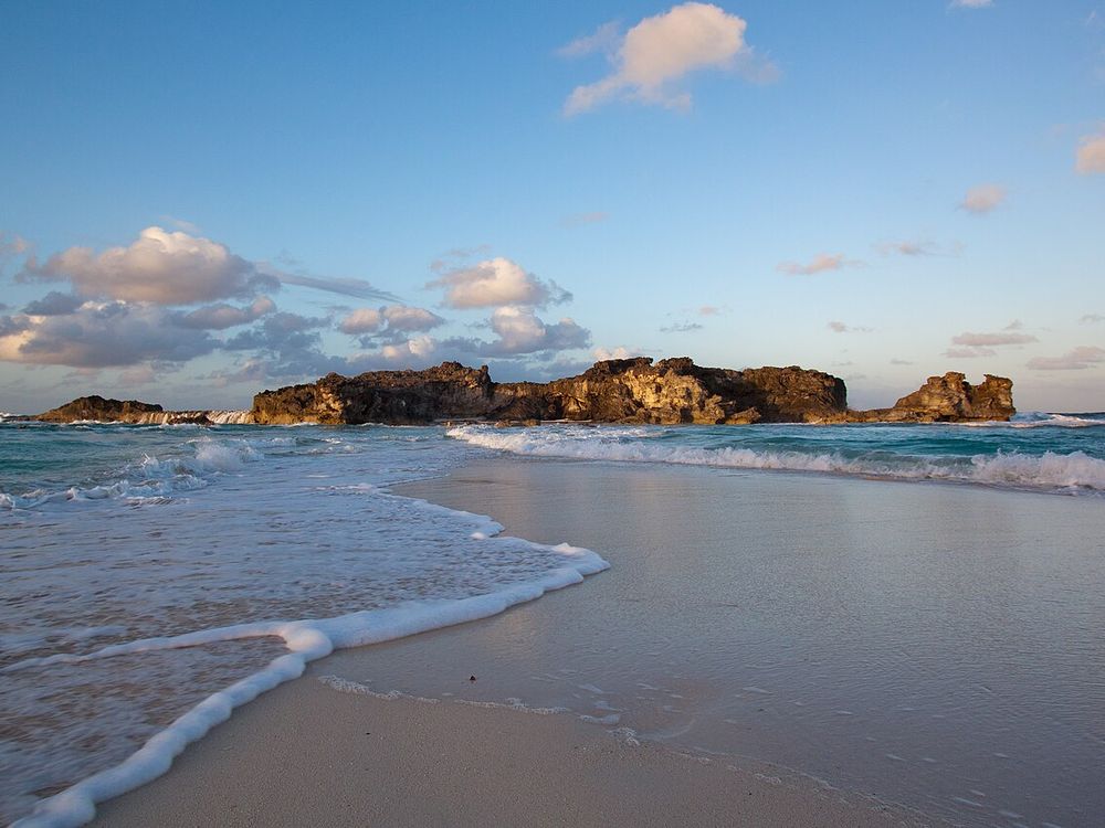 Mudjin Harbour e Dragon Cay, Middle Caicos